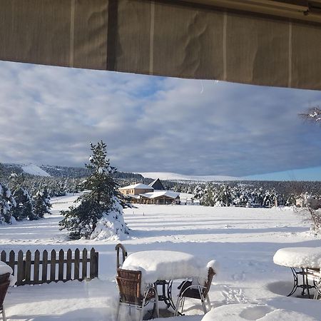 Chalet Hotel Du Mont Lozere Cubieres Exterior foto